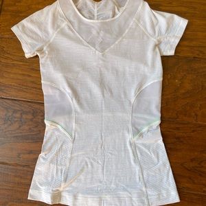 Lululemon mesh detail workout tee